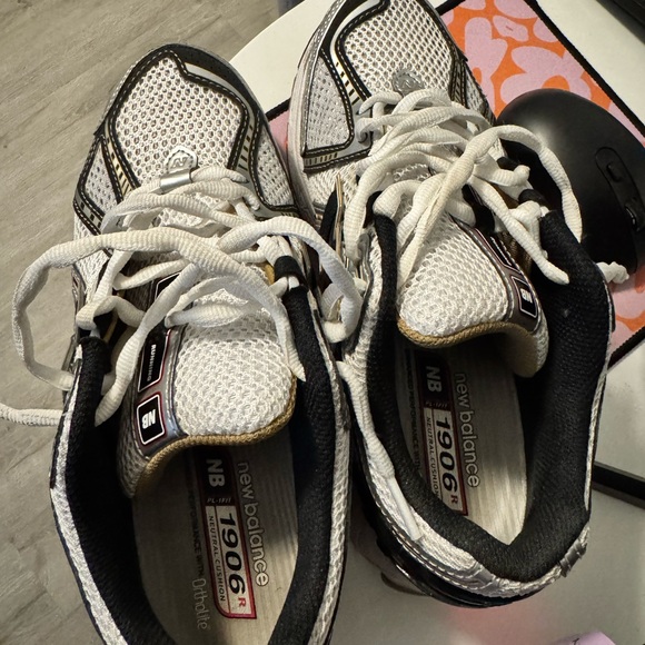 New Balance 1906r Men’s 8 - Picture 5 of 5